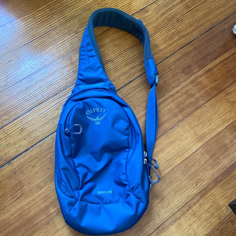 Osprey sling bag